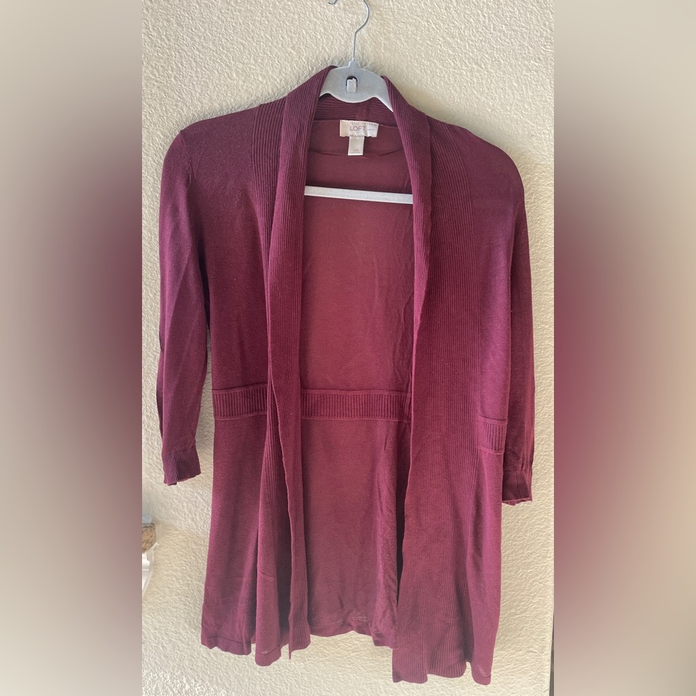 LOFT Women's Burgundy Open Front Sweater